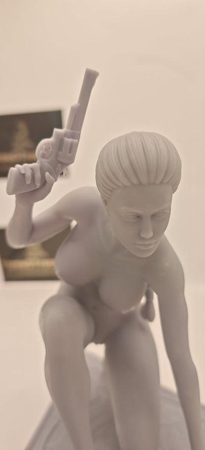 NSFW Resin Miniature Lara Croft NSFW 3D Printed Figurine Fanart Unpainted Miniature Collectibles