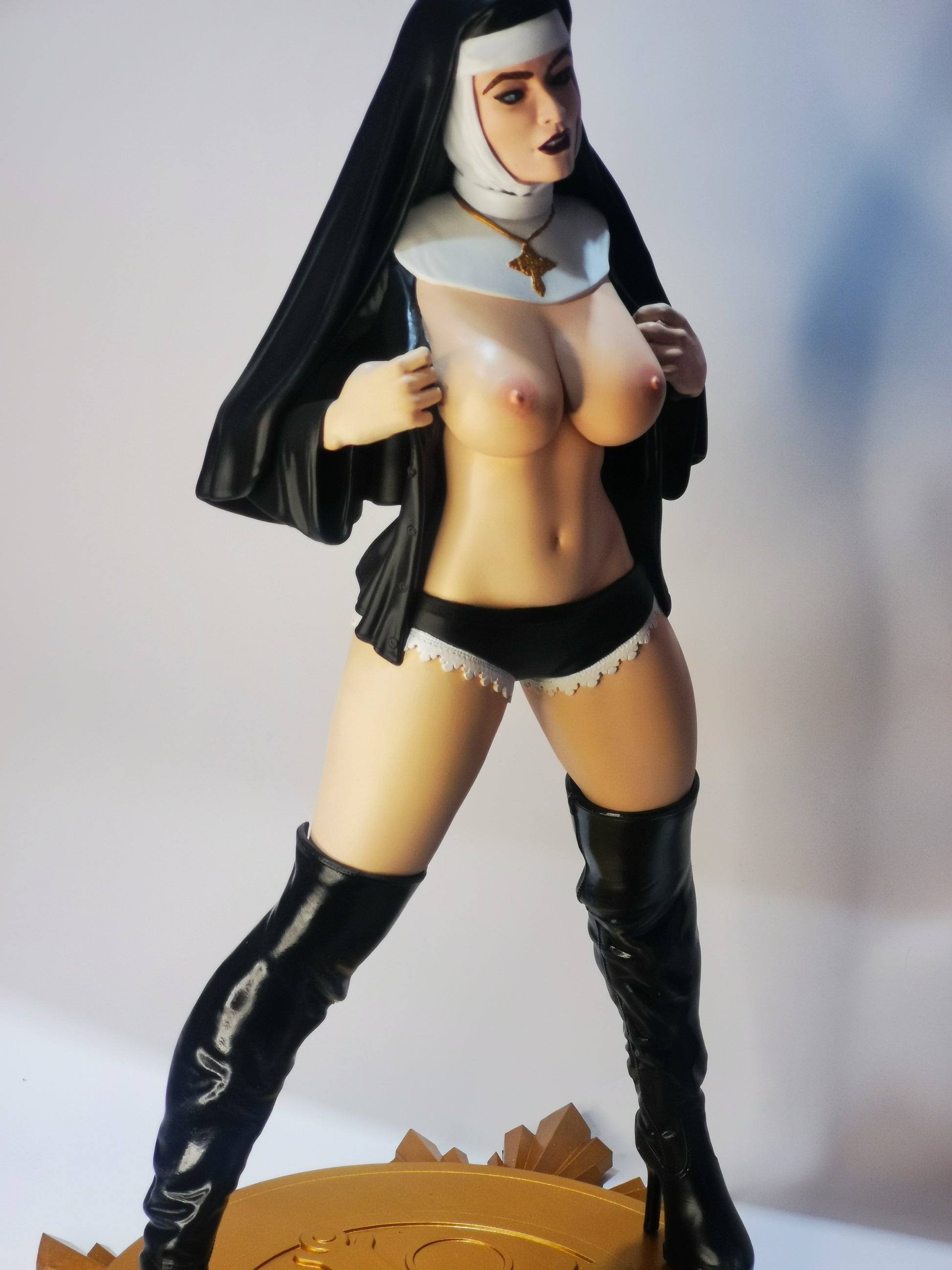 Beata a sexy nun NSFW 3D Printed figure Fanart by Torrida Minis